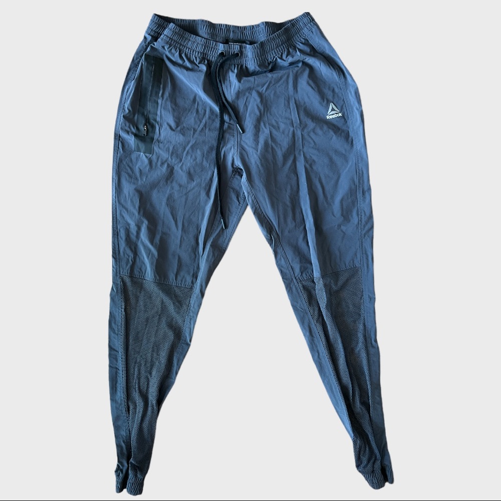 Reebok Track Pants size S - never worn - no tags